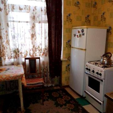 Сдаю квартиру двухкомнатную в  Каменском ( в центре )долгосрочно