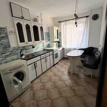 сдаю 3комн квартиру глушко