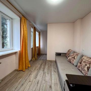 Артеківська вул., 27