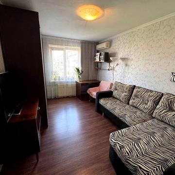 Слави бульв., 8