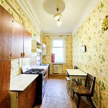 Сергія Набоки вул., 5