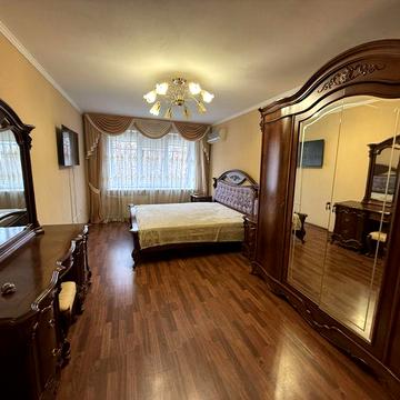 Продаю хорошую 3-кк 3 слободская и проспект