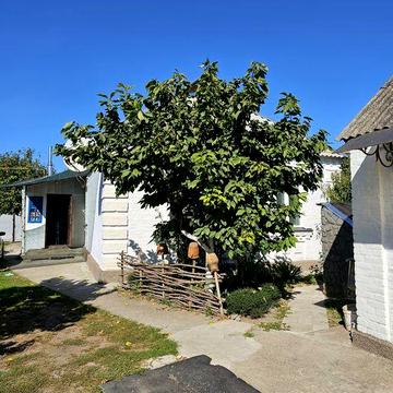 Продам затишний будинок