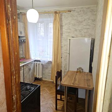 Олександра Поля просп. (Кірова), 109