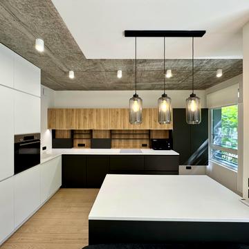 Тадея Рильського бульв., 1