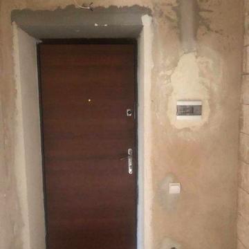 Продається 2-кімнатна квартира