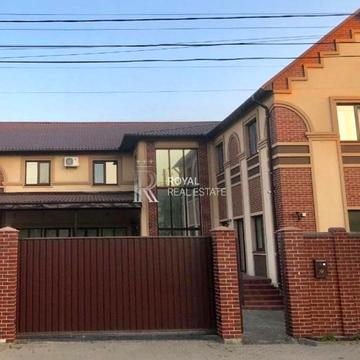 Путивльська вул., 15