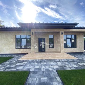 Заповітна, 15