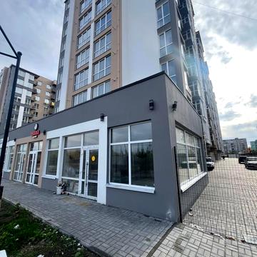 Співдружності вул., 7