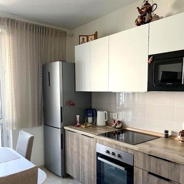 Зарічанська вул., 3/3