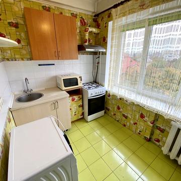 Нивська вул., 7