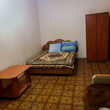 Однокомнатная кв. Метро Дворец Спорта