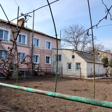 Продаю 3к/ квартиру в селе Антоновка ( Николаевской  обл.)