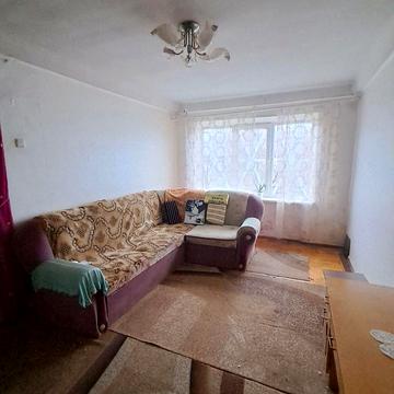 Олімпійська вул., 10