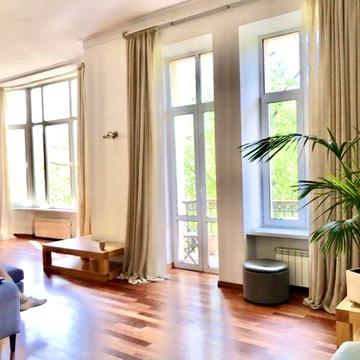 Продаж 5-к квартири вул.Костельна,8 м.Майдан Хрещатик Золоті Ворота