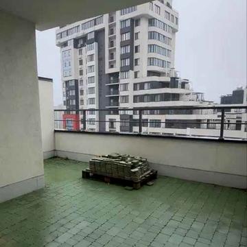 СРОЧНО • 2 КОМ • Терраса - 43 м2 • Таирова • Низкая цена - 660 у.е./м2