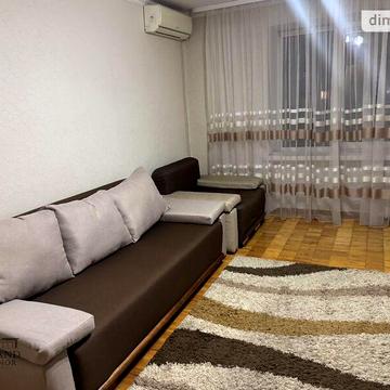 Довгострокова оренда 2к Квартира Гулака-Артемовського вулиця