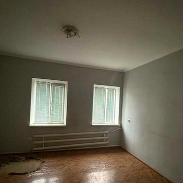 Продається частина будинку на Новомиколаївці