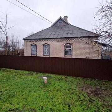 Поодам будинок в Романково