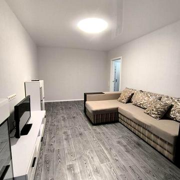 Сдаю 2-х ком. квартиру впервые Херсонское шоссе Эко Маркет 13000грн.