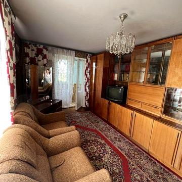 Продам 2кім квартиру