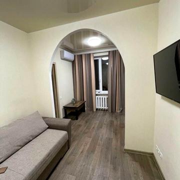 Холодноярська вул. (Більшовицький), 4