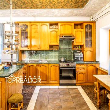 У продажу 2-поверховий будинок з лазнею на Олексіївці (на Алексеевке)!