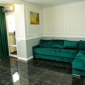 Глибочицька вул., 13