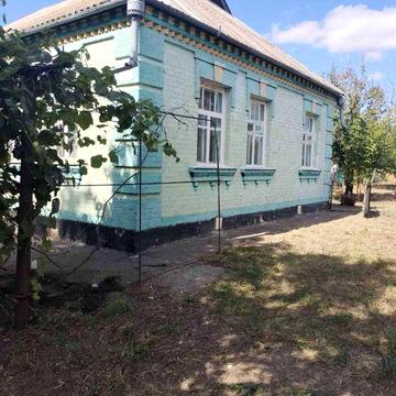 Ексклюзив. Продам цегляний будинок неподалік центру міста Узин