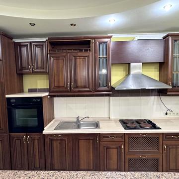 Ованеса Туманяна вул., 3