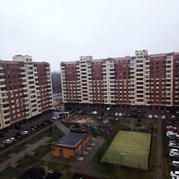 Співдружності вул., 1