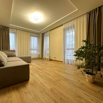 Ярослава Ярославенка вул., 32