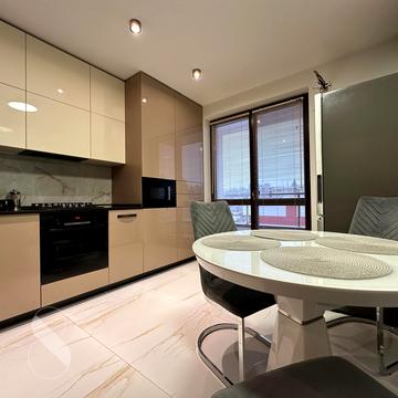 Ярослава Ярославенка вул., 32