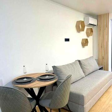 1 кімнатна з видом на річку, без %