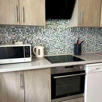 Затишна 2-кімнатна квартира вул. Констянтина Данькевича 3