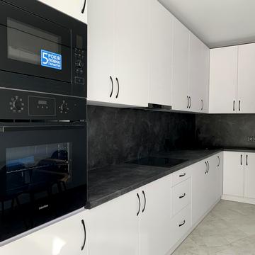 Глиняна вул., 23