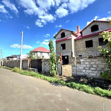 Капитальный, крепкий дом. не газобетоновый.