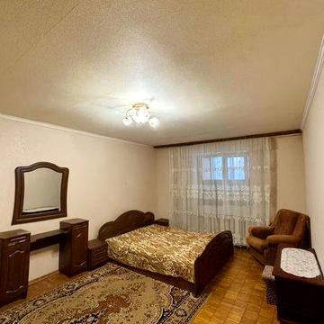 Здам 2к, поверх 1/18.Троєщина, Червоної  калини 97/15,Маяковського