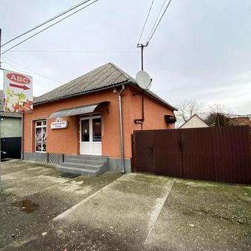 Продам Будинок у передмісті Берегова