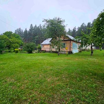 Ділянка з дачним будинком 25 соток  Комарівка Ліс