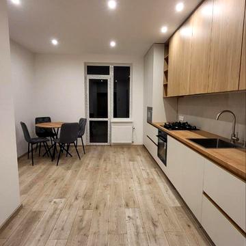 Торфяна вул., 21