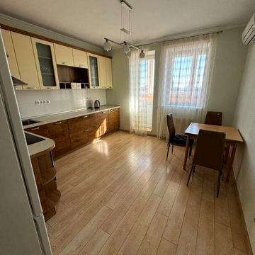 Здається в оренду однокімнатна квартира, вул. Голосіївська, 13-Б