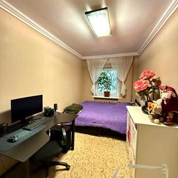 Ціну знижено!Продаж трикімнатної квартири, Дніпровський район