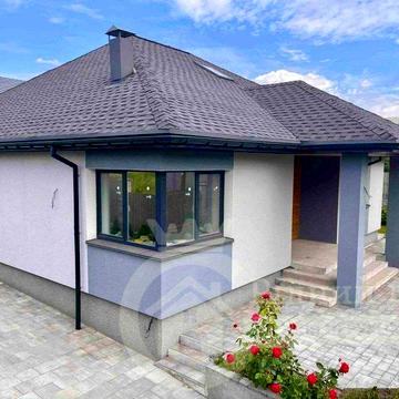 Будинок Обухів м-н Лукавиця . Будувався для себе