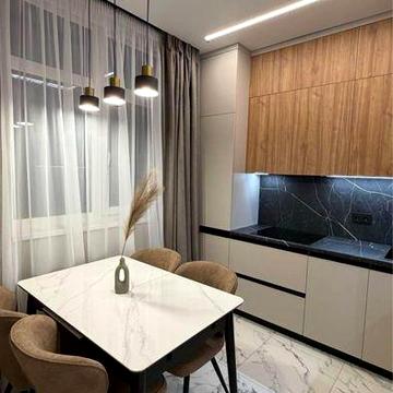 Дизайнерська квартира в Кадор Сіті