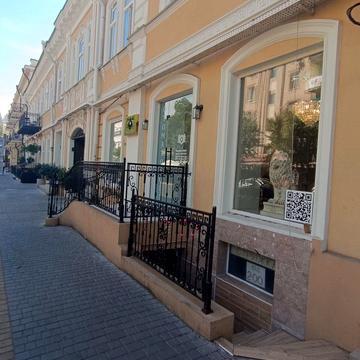 Ланжеронівська вул., 21