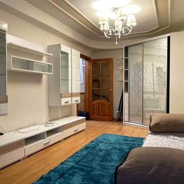 Здається 2-х кімнатна квартира біля Оушен плаза (м. Либідська)