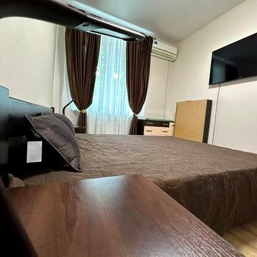 Суднобудівна вул., 7