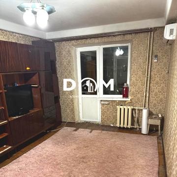 Чорнобильська вул., 11