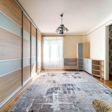 Київська вул., 26